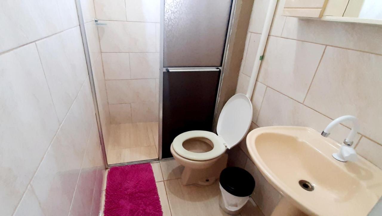Kitnet S2 Em Torres-Rs - Na Mais Bela Praia Gaucha - Cozinha - Banheiro - Ar Condicionado - Tv Smart 32' - Wi-Fi - Estacionamento - Anfitria Superhost No Bnb Zewnętrze zdjęcie